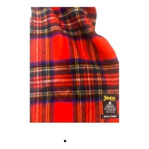 Johnstons of Elgin 100% Lambswool Scarf